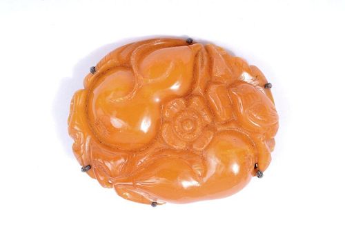 1900's Chinese Amber Carved Pendant Belt Buckle Solid Silver Mount