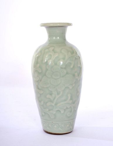 Ming Chinese Longquan Celadon Vase Incised Peony Flower