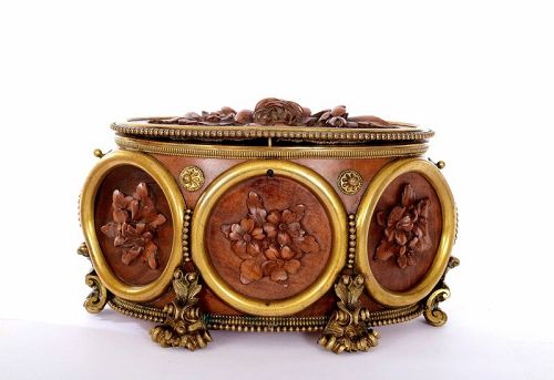1900's French Wood Carved Floral Panels Gilt Bronze Ormolu Jewelry Box