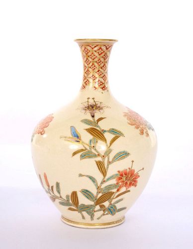 1900's Japanese Satsuma Earthenware Ito Tozan Flower Vase