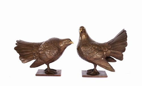 1900's Japanese Bronze Mixed Metal Dove Pigeon Okimono